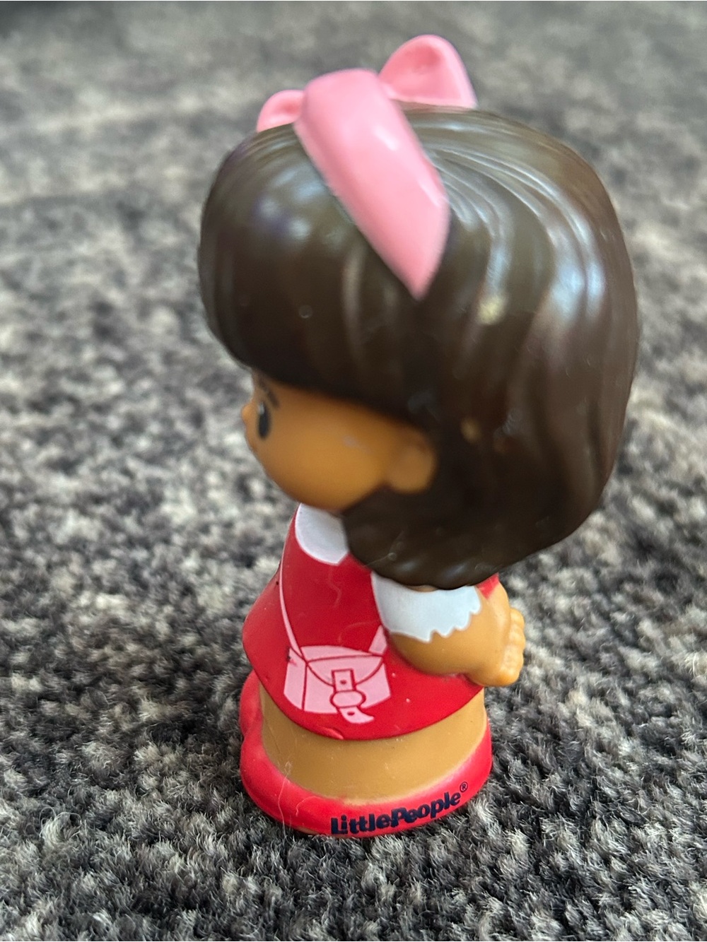 Fisher Price Little People Mia Red Jumper Dress Pink Bow Figure Replacement - Picture 2 of 2